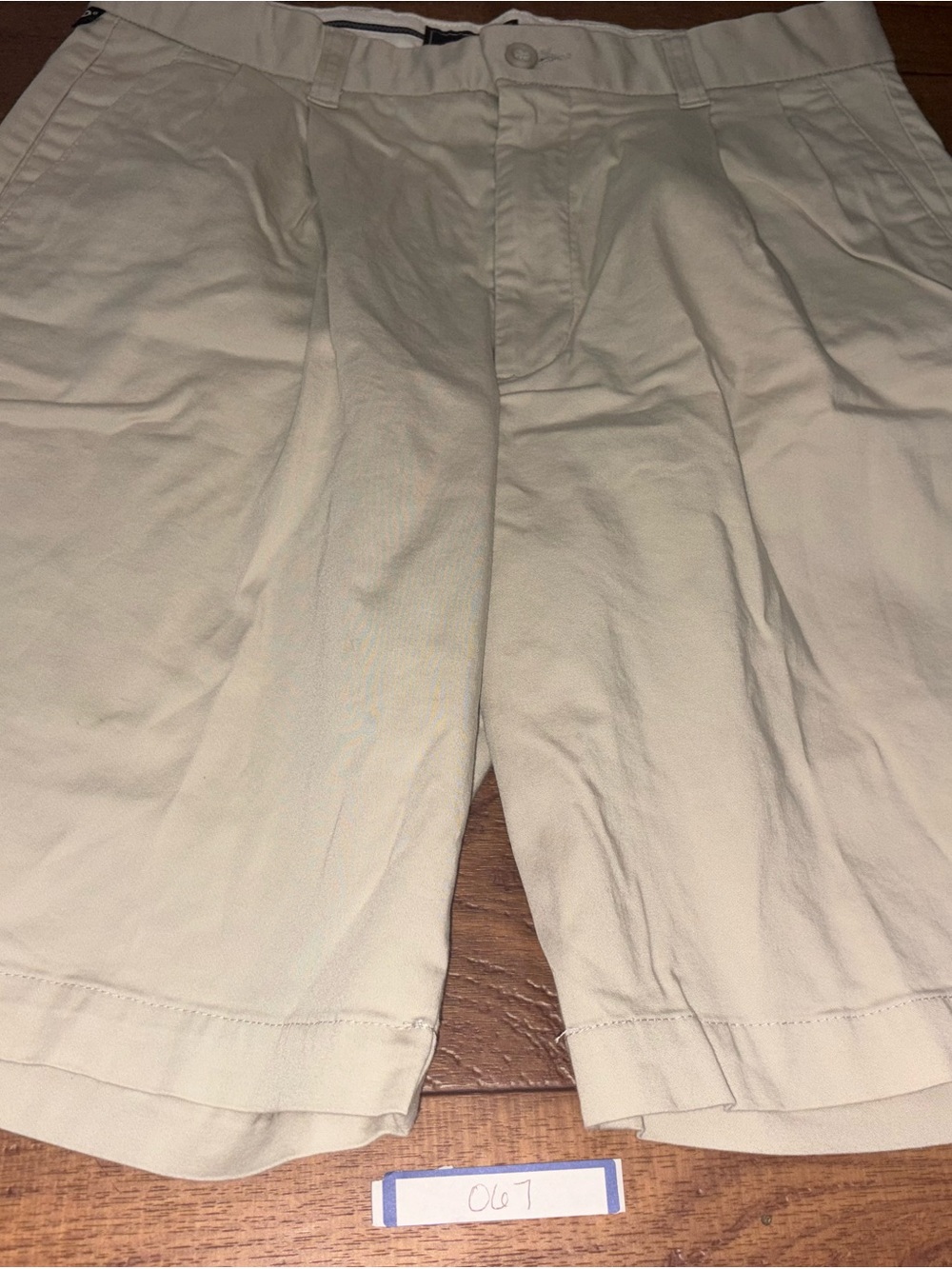 Dockers Men Pleated Classic Fit Khaki Chino Shorts Size 30 W30 C30